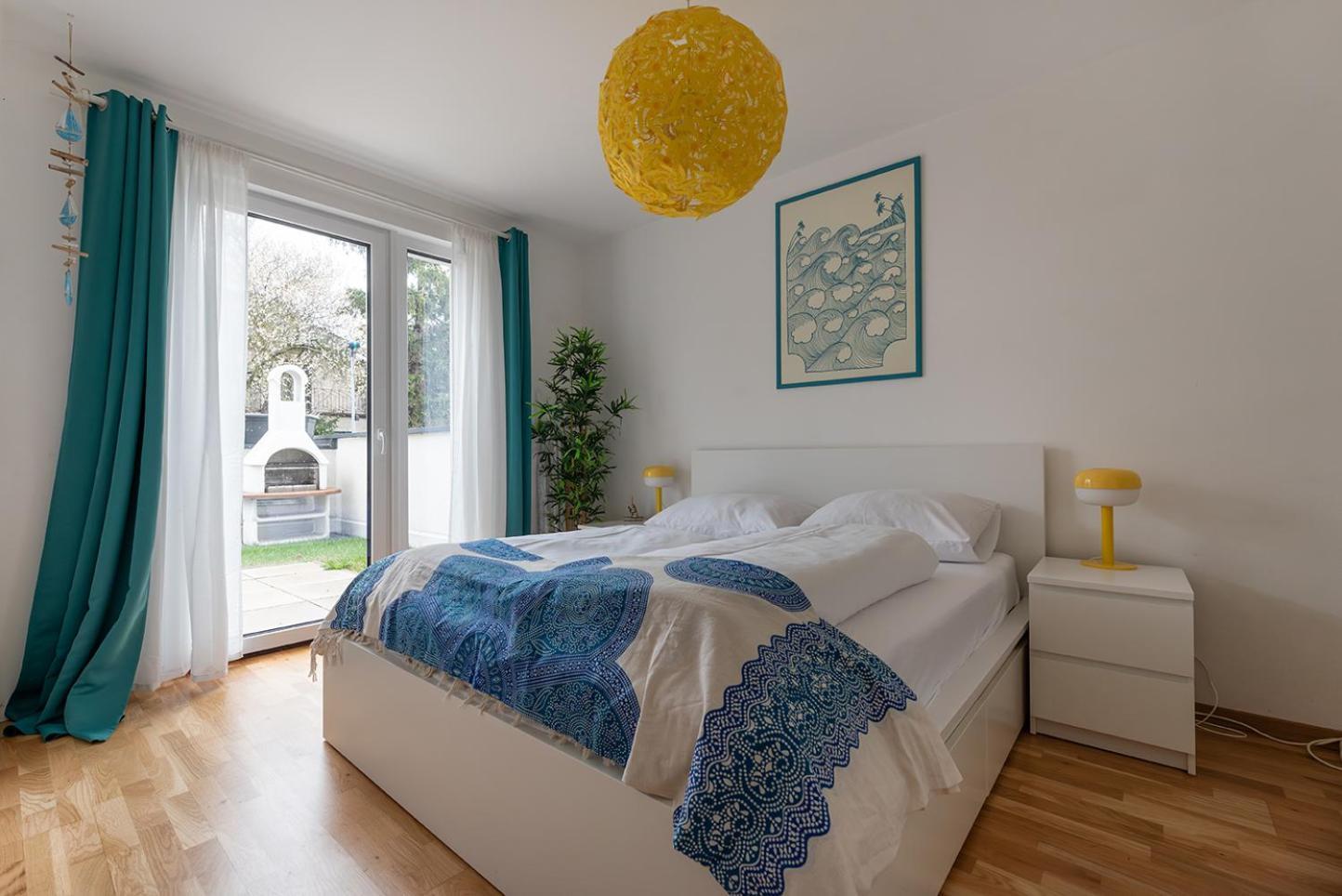 Appartement Schoenes Mit Garten Und Tiefgarage Vienne